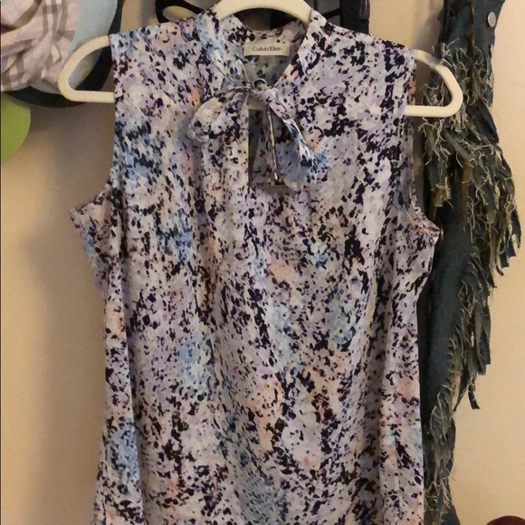 Calvin Klein Sleeveless Shirt - Picture 1 of 3